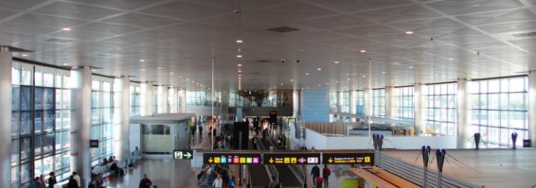 Madrid airport Terminal 3 by Jose Masot