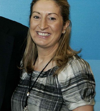 Ana Pastor in Nov 2007 by Partido Popular de Cataluña / Wikimedia Commons