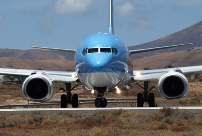 TUI aircraft in Lanzarote airport / Fotolia