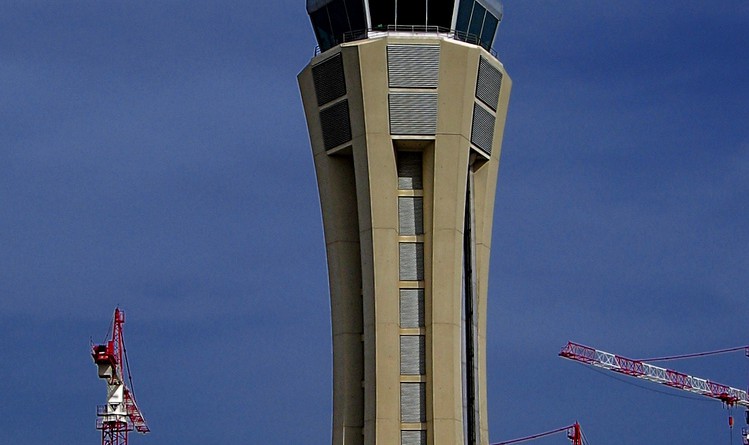 Málaga ATC tower during the works