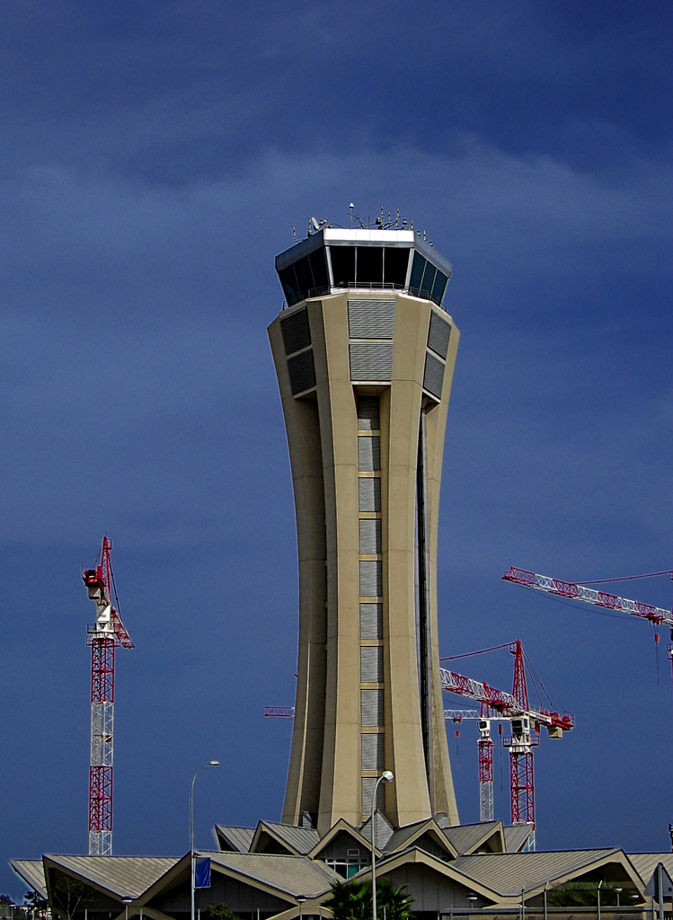 Málaga ATC tower during the works