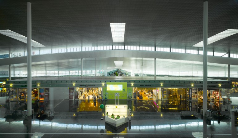 New Barcelona airport terminal