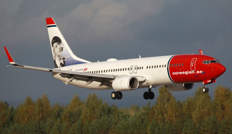 Norwegian aircraft by Markus Mainka / shutterstock.com