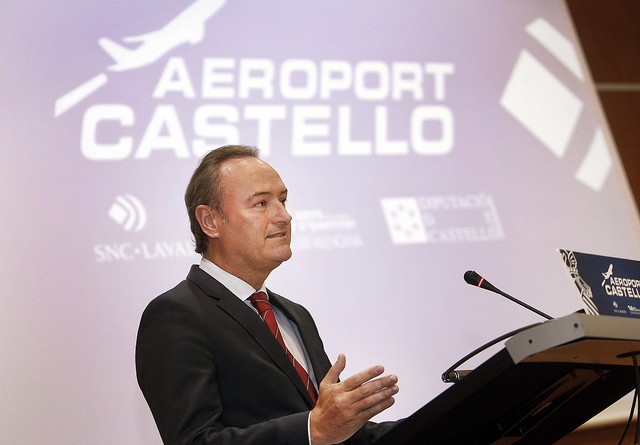 Valencia Autonomous Region president presenting the Castellón airport project / PresidenciaGVA