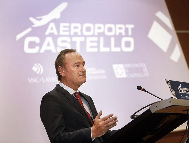 Valencia Autonomous Region president presenting the Castellón airport project / PresidenciaGVA