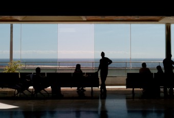 People waiting for departure at Tenerife South airport terminal / Jeremy Page - Flickr