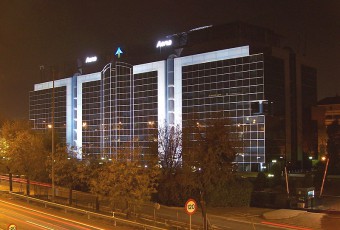 Aena offices in Madrid / Luis García - Wikimedia Commons