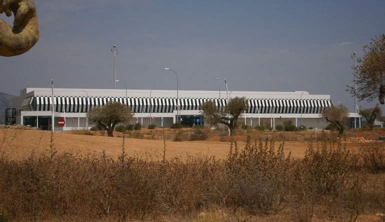 Castellón airport Terminal by Sanbec / Wikimedia Commons.