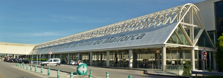 Terminal C of Palma de Majorca Airport by Wusel007 - Wikimedia Commons