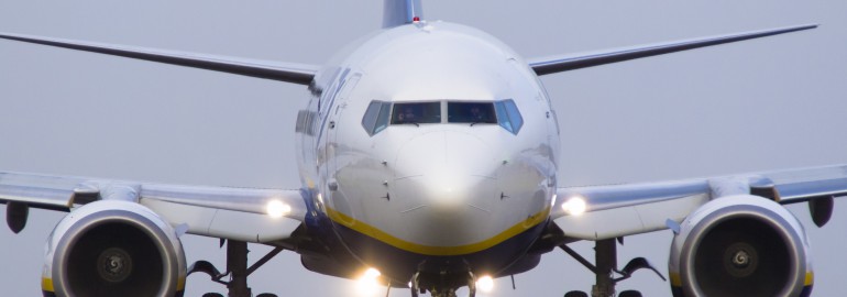 Ryanair's EI-EBW in Tenerife North, to operate FR5279 TFN-MAD by Dura-Ace, Wikimedia Commons