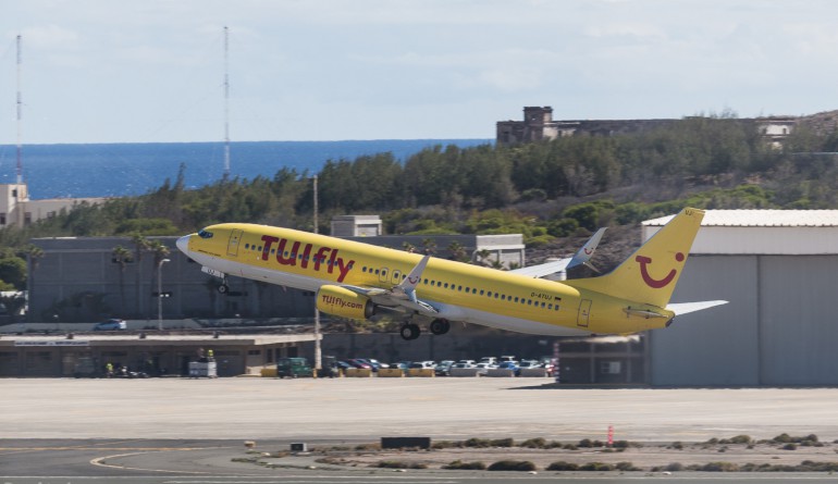 Boeing 737-800 Tuifly Gran canaria airport LPA/ Flickr - Rolf Jonsen