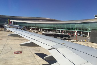 Groundforce equipment seen from an airplane at Barcelona airport by Yasunari Goto - Flickr