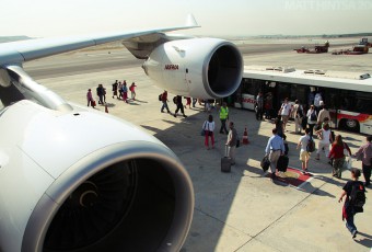 A view from door 2L of the left wing of Iberia Airbus A340-600 EC-JOH upon arrival at Madrid Barajas Airport by Matt Hintsa - Flickr